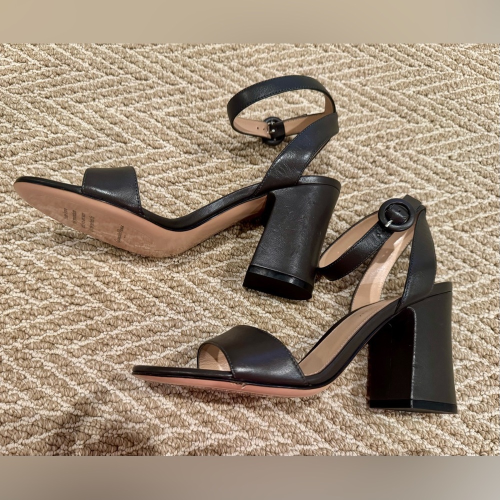 Gianvito Rossi Women's sandals - Picture 2 of 10